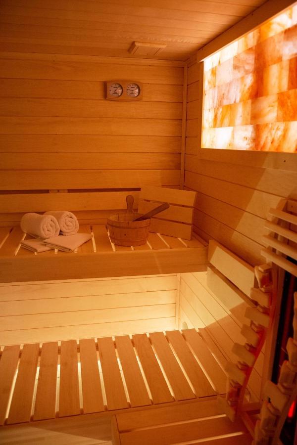 Sauna Studio Near Centre/Airport プラハ エクステリア 写真